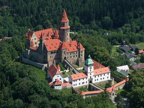 Bouzov Castle Czech Republic Gothic Castle Castle Mansion Fairytale