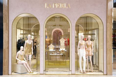 New Image For The Reopened La Perla Boutique In South Coast Plaza in ...
