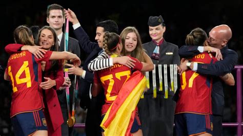 Spanien Ist Weltmeister Doch Gemeinsame Freude Sieht Anders Aus