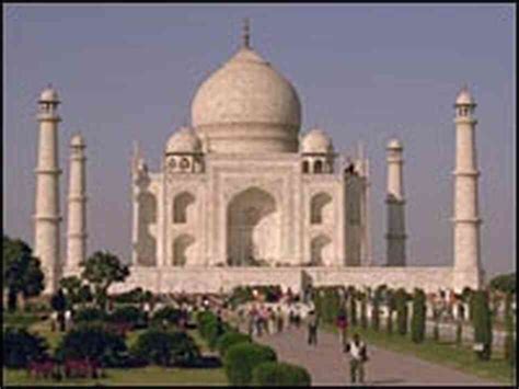 Check spelling or type a new query. A Pilgrimage to the Taj Mahal, a 'Poem in Stone' : NPR