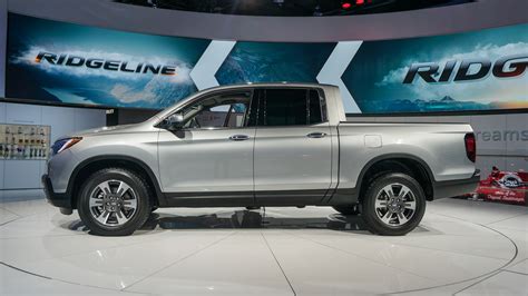 2017 Honda Ridgeline Has A Cool Dual Action Tailgate Pictures Page