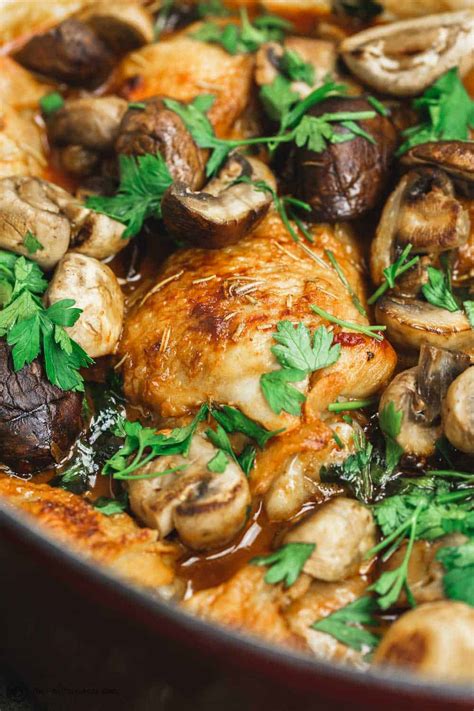 wine braised chicken thighs with shallots and mushrooms video