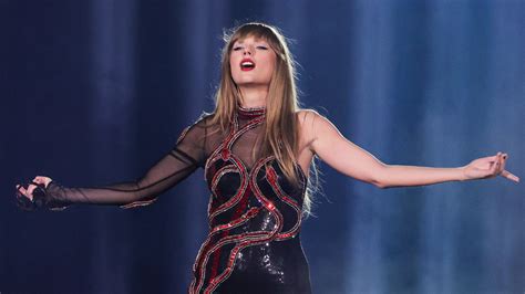 Taylor Swift Met With Elaborate Tributes In Every City On Eras Tour