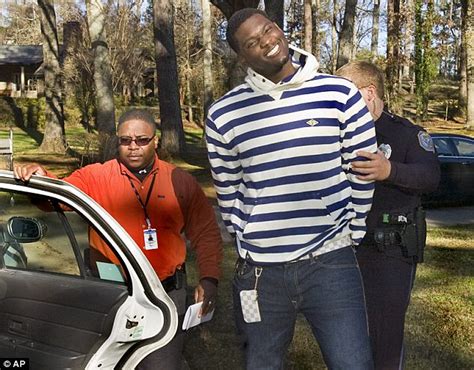 Rolando Mcclain Troubled Nfl Star Arrested For Third Time In 17 Months