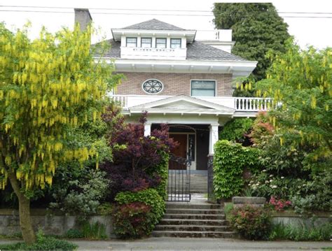 Seattle City Council Protects Two Very Different Capitol Hill Houses As