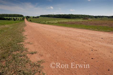 Pei Red Dirt Road Image 0407re4445 By Ron Erwin