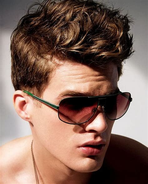 We did not find results for: 45 Tagli di capelli corti da uomo: comodi e pratici, senza ...