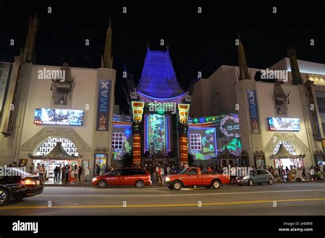 Graumans Chinese Theatre At Night On Hollywood Boulevard At Night