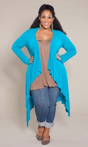 Andrea The Seeker Curvy Girl Fashion Inspirations Pt