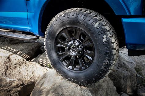 Ford Unveils Tremor A New Off Road Rock Crawling 2020 Super Duty Package
