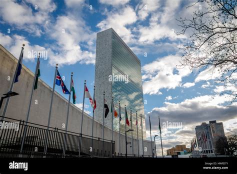 United Nations Headquarters Building New York Hi Res Stock Photography
