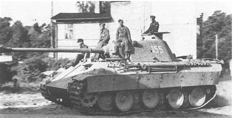 Wwii German Panther Command Tank Zimmerit Coating With Magic Tracks