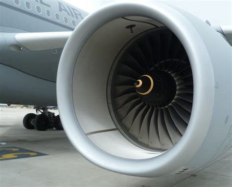Jet Engine Turbine Blades Built For Speed Casting Is The Future