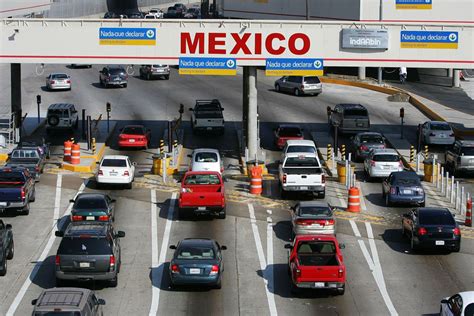 ¿se Puede Cruzar La Frontera Entre Mexico Y Eeuu Con Un Vehículo