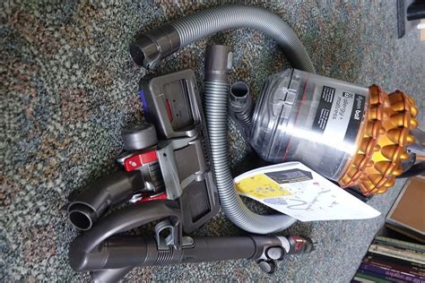 If you are looking to replace the power cord on a dyson dc18, dc25, dc27, dc33, dc40, dc41, dc55, dc75, up22 or the up24 then read this before you buy something cheap and nasty from amazon or ebay. DYSON DC52 allergy+mattress kaufen auf Ricardo