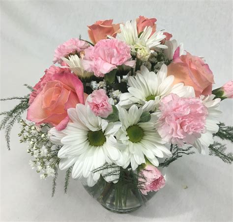 Coral Standard Roses White Chrysanthemum Daisies Pink Pixie