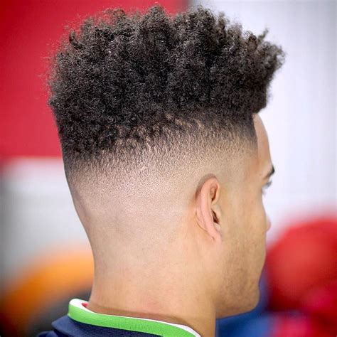 Messed up high top fade. The High Top Fade Haircut (Retro and Modern Styles) in ...