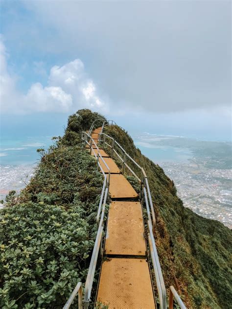 Haiku Stairs Hiking The Stairway To Heaven On Oahu Hawaii Lost