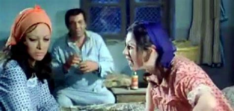 الفيلم مأخوذ عن رواية بنفس الاسم فاتن حمامة أم لستة أبناء لكل منهم شخصيته وأفكاره واحتياجاته، وتحاول هي السيطرة عليهم وتنشأتهم بالشكل الذي تراه. فاتن حمامه فيلم افواه وارانب - Images Gallery