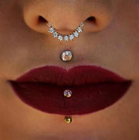 Medusa Piercing A Guide To This Trendy Lip Piercing