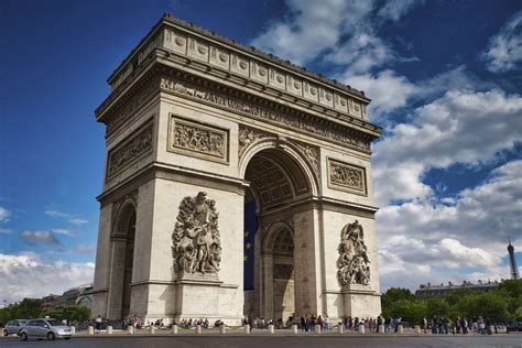 Arc De Triomphe Paris Monument Love To Eat And Travel