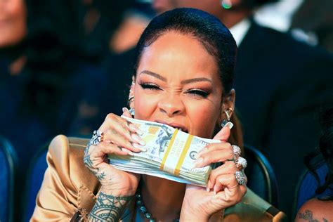 Upcoming100 Rihanna Reacts To Becoming A Billionaire With The Best
