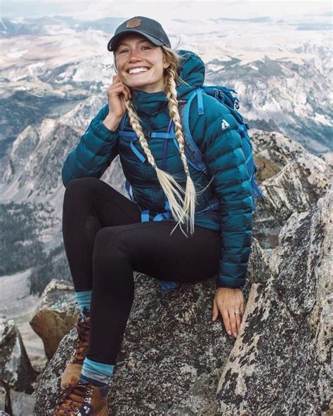 Pin By Erma Taylor On Trekking Look Hiking Outfit Women Summer