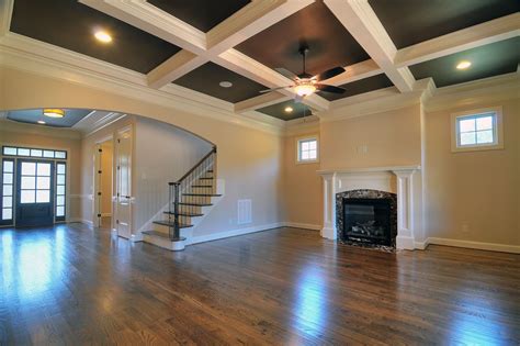 In today's modern age, many designers have adapted the coffered ceiling with a fresh perspective. Great Room, Coffered Ceiling, Hardwoods. | Coffered ...