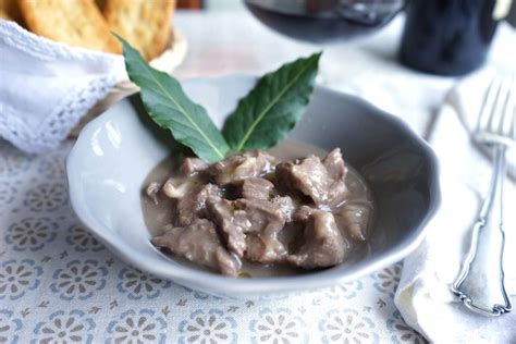 Spaghetti di mare, dulse (origine gaelica) le ho ridotte a polvere (quasi) (nel bimby) e le uso a mo' di condimento in piatti caldi e freddi , dalle minestre alle. Spezzatino brasato al vino rosso Bimby TM31 | TM5
