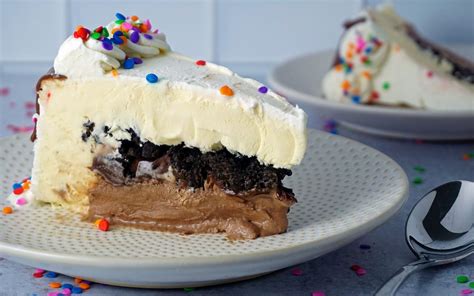How To Make Ice Cream Cake That S Even Better Than DQ