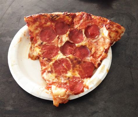 how many slices in a large pizza the good news is there s actually some pretty simple math