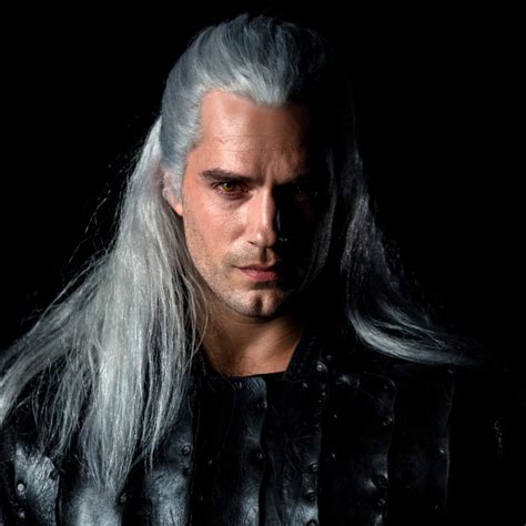 1080x1080 Resolution Henry Cavill As Geralt The Witcher Netflix