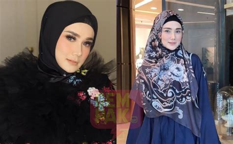 Twitter mama teman juga bisa kalian buat agar bisa melengkapi hasil yang kalian inginkan. Gambar Orang Menangis Pakai Jilbab