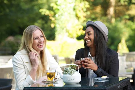 The uk drinks over 100 million mugs of tea every day, but what do our teabags really contain? Best Tea Brands Without Plastic Sachets & Other Toxins