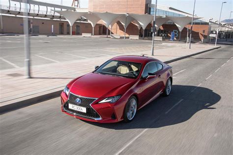 Llega A EspaÑa El Renovado CoupÉ Premium Lexus Rc 300h