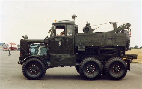 Military items | Military vehicles | Military trucks | Military Badge CollectionPage 5 ...