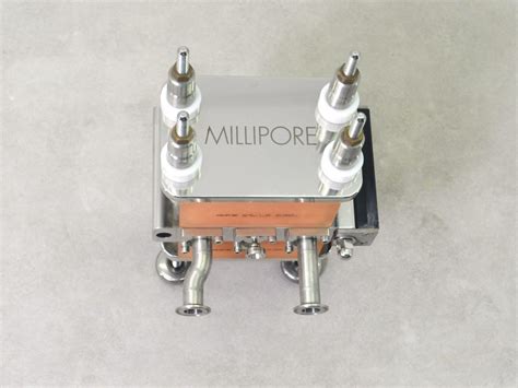 Support D Ultrafiltration Avec Cassette Millipore Pellicon 2 Gemini Bv