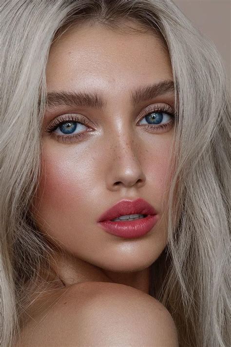 Wedding Makeup 2019 Strobing For Blonde Bride With Coral Lips