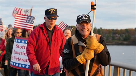 Flag Bearing Vietnam Vet Wraps Another Year Of Walking Bridge To Honor Fallen Newscentermaine Com