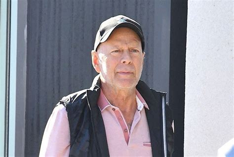 Bruce Willis Malade Et Affaibli Ces Photos Dévoilent état De Santé Qui