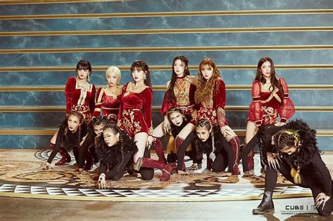 The song is the fifth song from the extended play queendom final comeback. Pin on 여자아이들 G-idle
