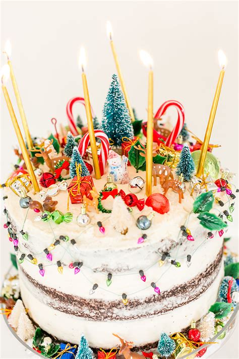 This citrusy cake isn't overly sweet, so it'll be loved by parents and kids alike. Edible Obsession: Holiday Cake Decorating Ideas - Lauren ...
