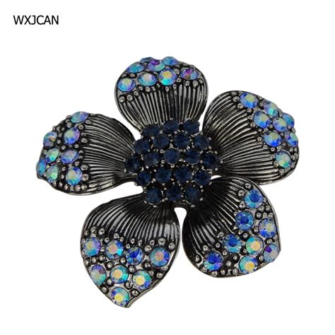 Wxjcan Luxury Three Dimensional Rhinestone Flower Brooch Large Female