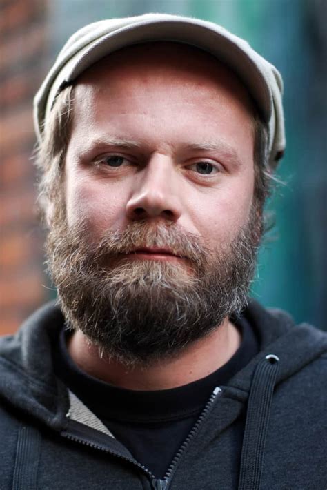 The root of this gender disparity has to do with natural selection. Why Do Men Grow Beards: 5 Most Popular Reasons