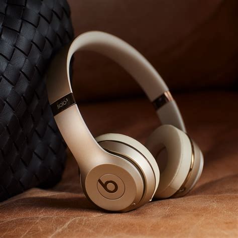 Launched Seven Years Ago Beats Solo3 Wireless Gain Two New Colors