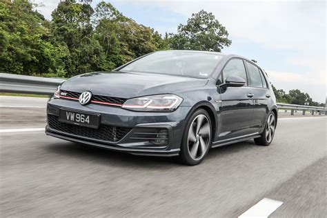 Volkswagen Golf Gti Mk75 Review Still The Hole In One Rojakdaily