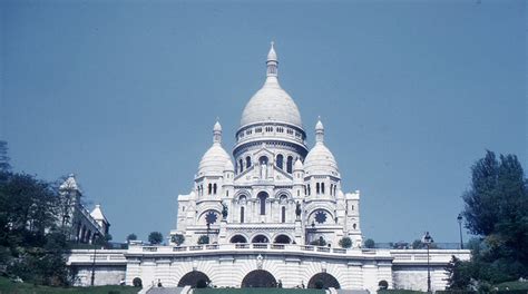 Bazarnaum à Agartha City Mon Voyage à Paris De Juillet 1976