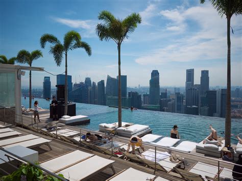 Singapore's most iconic hotel for the world's largest rooftop infinity pool, home to @artscimuseum and a wide range of dining, shopping & entertainment options. Infinite Pool, Hotel Marina Bay Sands, Singapore | Wallpapers9