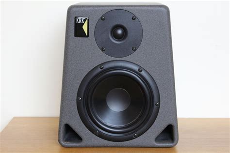 Studio monitor technology is continually getting more sophisticated, while prices are continually dropping. RoKit - KRK RoKit - Audiofanzine