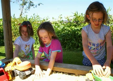 A Green And Rosie Life 25 Child Friendly Activities To Do At Eco Gites